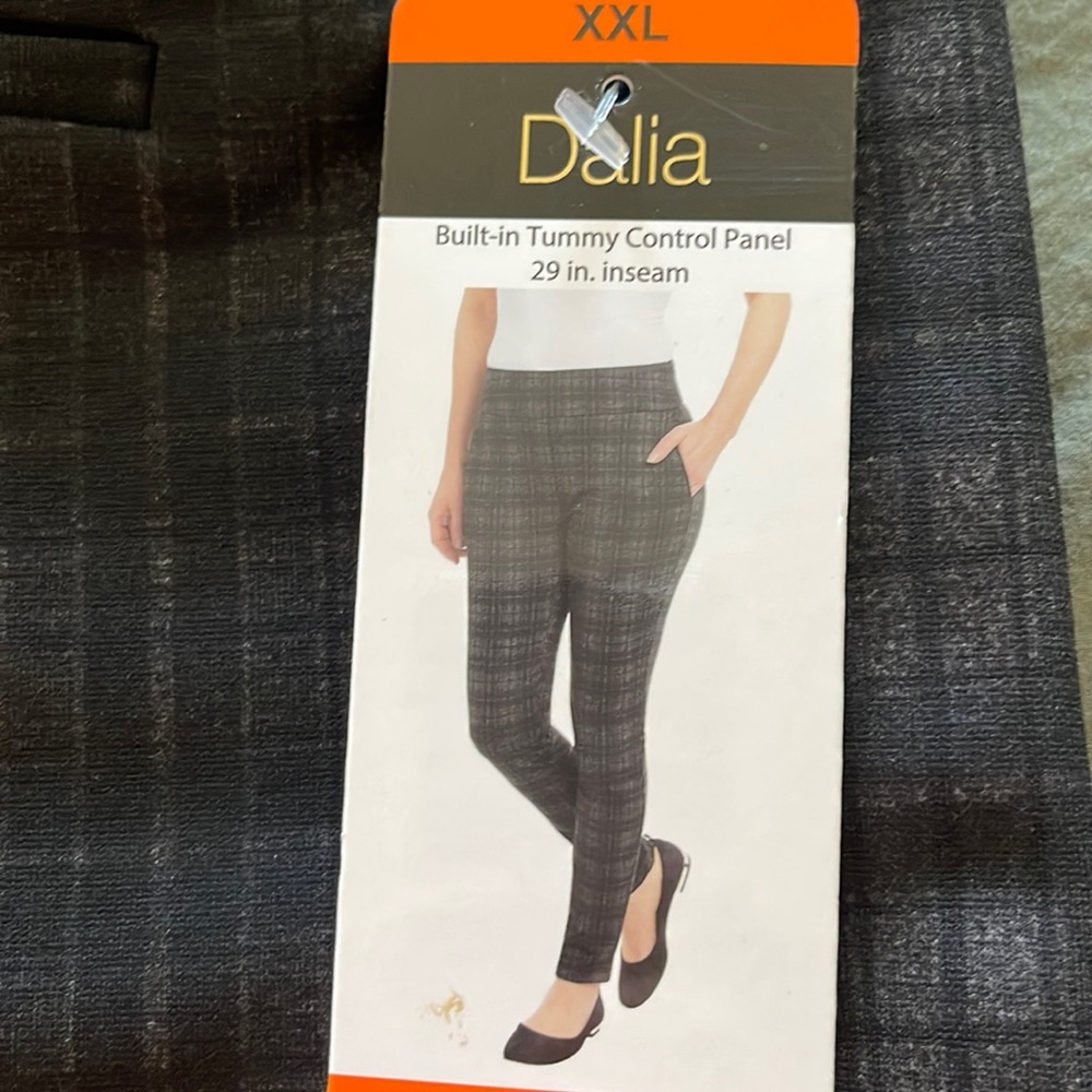 Mid-rise black plaid pants